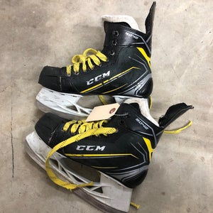 Used Bauer Nexus N8000 Hockey Skates
