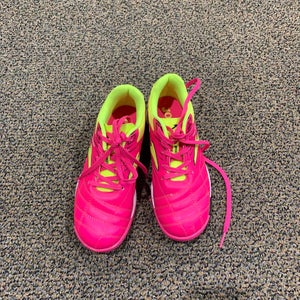 Pink Used Joma Toledo Youth Size 1.5 Indoor Soccer Shoes
