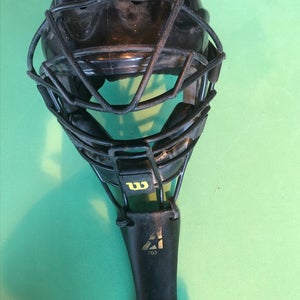 Used Youth  Wilson Catcher's Mask (6 3/4 - 7 1/4)