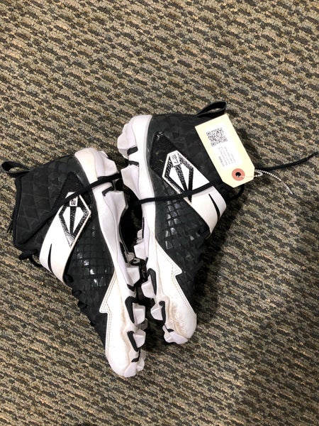 Black Used Adult Men's 8.0 (W 9.0) Turfs Nike Cleat Height Footwear