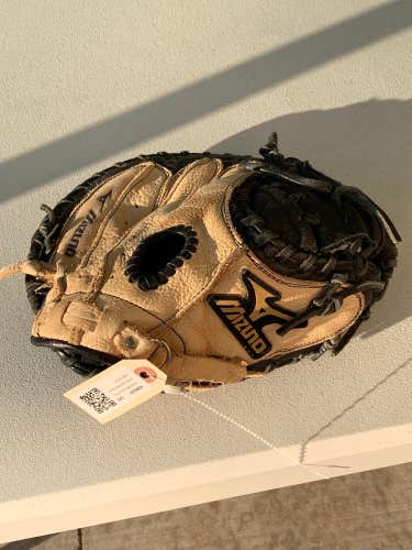 Used Mizuno Prospect Catcher Baseball Glove