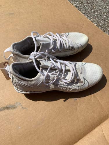 Men's 8.0 (W 9.0) Nike Huarache Footwear