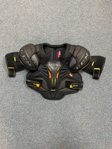 Used Junior Medium CCM Tacks 9080 Shoulder Pads