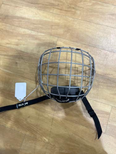 Used Medium Bauer True Vision Full Cage