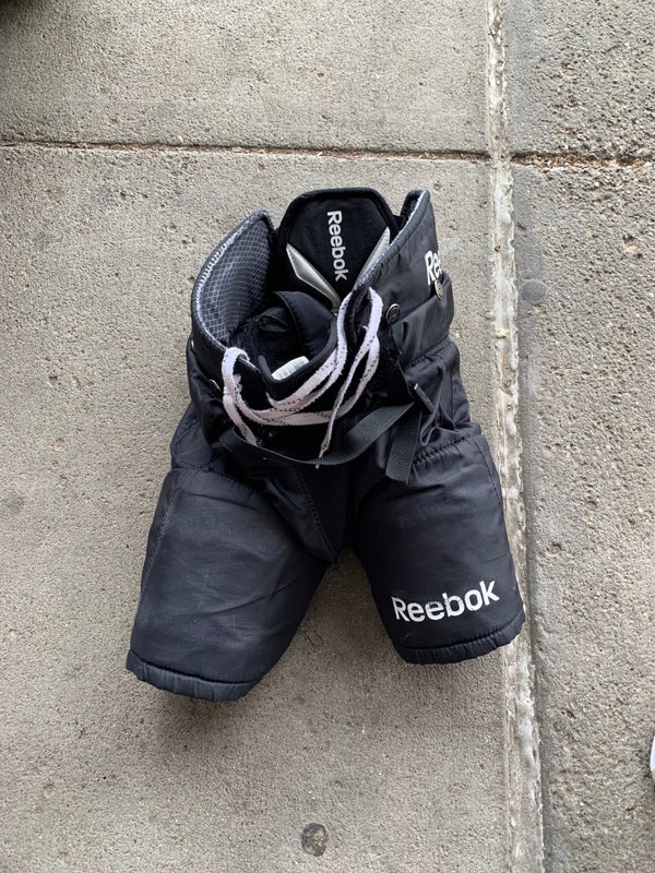 Used Reebok Revoke 9000 Reg (Lt Hand) Sz Sr White/Red Ice Hockey Goali –  Kleen 'N' Hard Sports