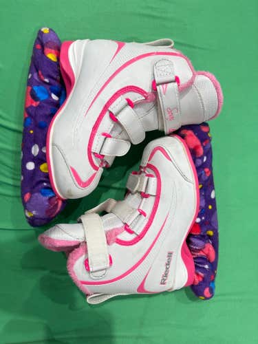 Used Riedell Figure Skates Jr. 10