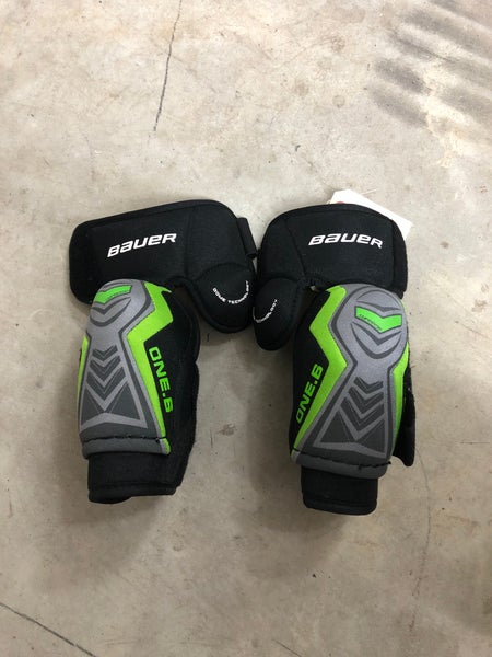 Used Small Bauer Supreme One.6 Elbow Pads