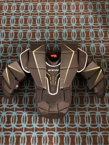 Used Medium CCM Axis 1.9 Hockey Goalie Chest Protector