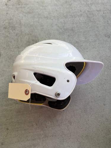 Used One Size Fits All Under Armour UABH100 Batting Helmet (6.5-7.75")