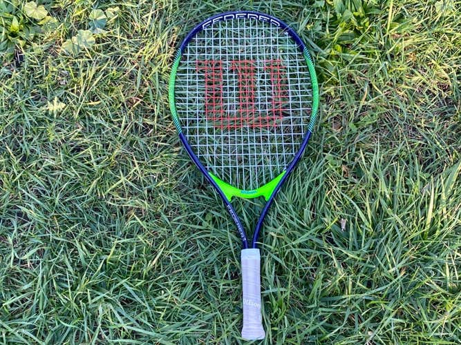 Used Unisex Wilson Federer '23 Tennis Racquet
