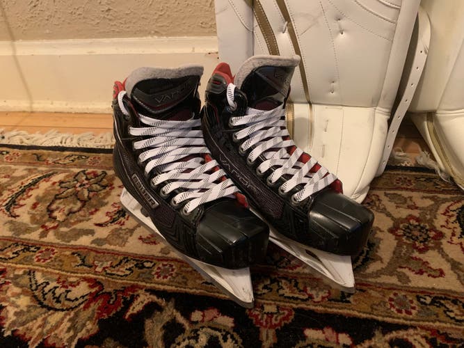 Bauer Vapor x900 Hockey Goalie Skates - Size 7.5D
