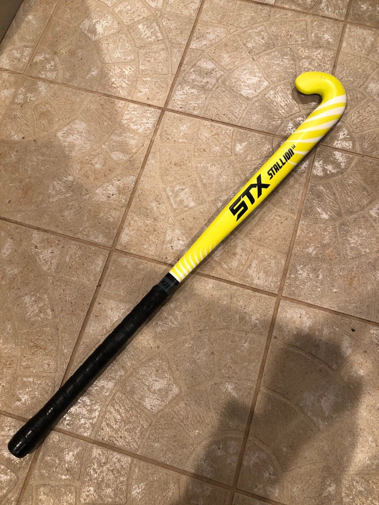 Used STX Stallion 50 Field Hockey Stick 34"