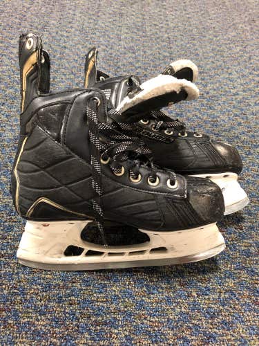 Junior Used Bauer Nexus 400 Hockey Skates D&R (Regular) 4.0
