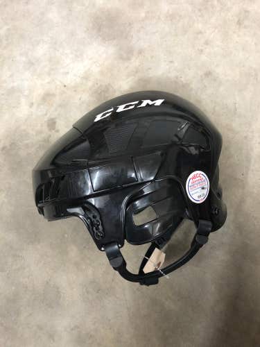 Used Large CCM FL40 Helmet