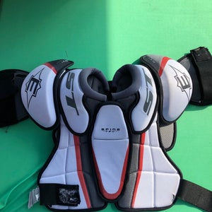 Used Junior Small Easton ST4 Shoulder Pads