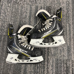 Senior Used CCM Tacks 9090 Hockey Skates D&R (Regular) 6.0