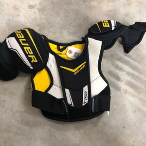 Easton 85S Shoulder Pads | Junior Medium