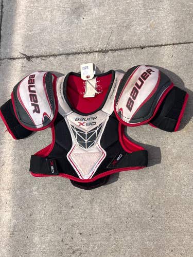 Used Junior Medium Bauer Vapor X800 Shoulder Pads