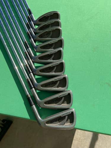 Used Men's Top Flite True Temper Dynalite Right Iron Set