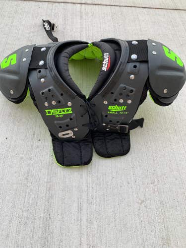 Used Small Schutt DS Flex Shoulder Pads