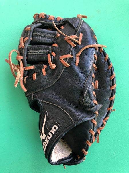 Used Mizuno MVP Youth Right Hand Throw Catcher's Glove 12.75"