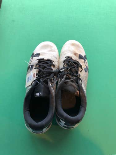 Used Men's 11.0 (W 12.0) Under Armour Cleats