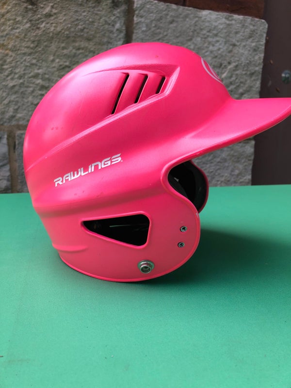 Used Rawlings Softball Batting Helmet (6 1/2 - 7 1/2)