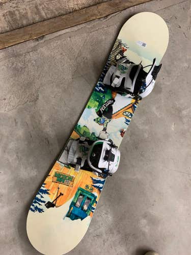 Used 121 - 125 cm Flow Snowboard All Mountain Yes