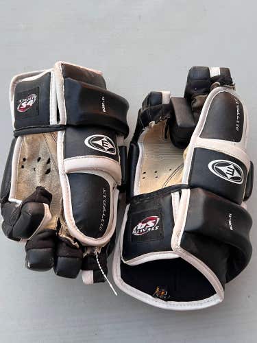 Used Easton Gloves 15"