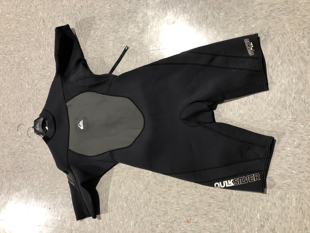 Used Men's Type XXL Thickness Quicksliver Wetsuit