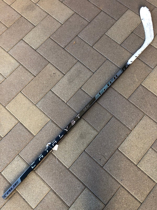 Easton S19 Hockey Stick for Sale in Phillips Ranch, CA - OfferUp