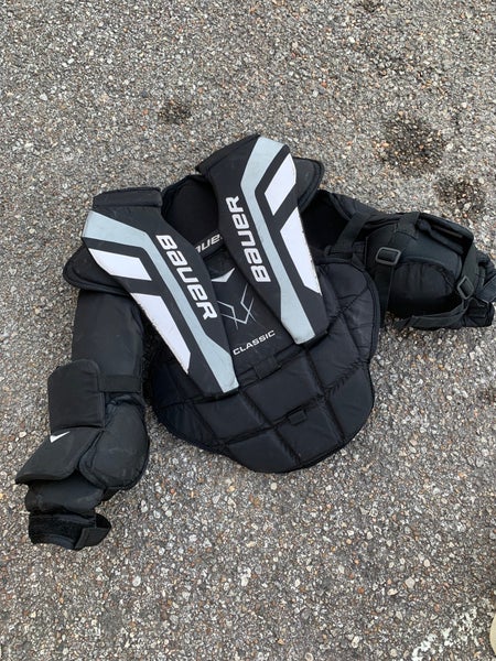 Used Large Bauer Classic Goalie Chest Protector