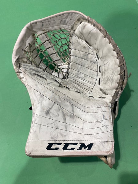 CCM Revolution 595 Goalie Gloves & Blockers