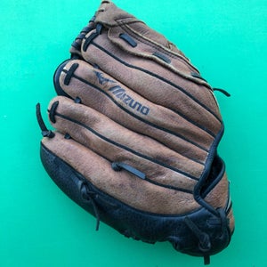 Used Mizuno Power close Right Hand Throw Infield Baseball Glove 10.5"
