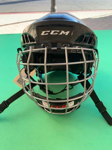 Used Medium CCM FL40 Helmet