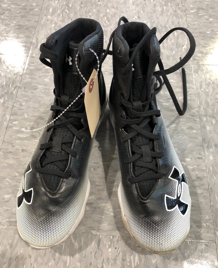 Black Youth Used 4.5Y (W 5.5) Molded Under Armour Highlight Cleats