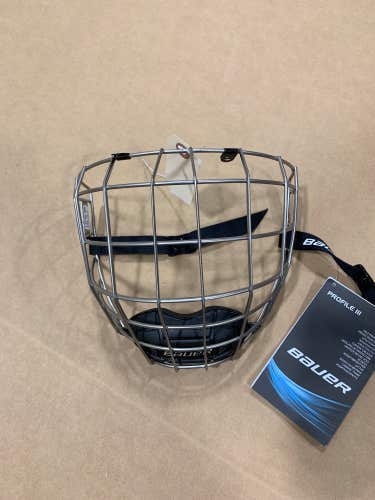 New Medium Bauer Profile III Facemask Cages, Visors & Shields Full Cage