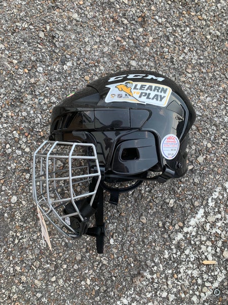 Used Small CCM FL40 Helmet