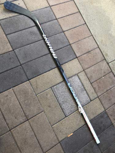 Used Intermediate Bauer Vapor Hyperlite Left Hockey Stick P92