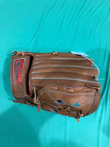 New MacGregor Right Hand Throw Baseball Glove 9"