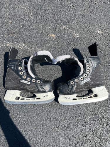 Youth Used Bauer Nexus 100 Hockey Skates 12.0