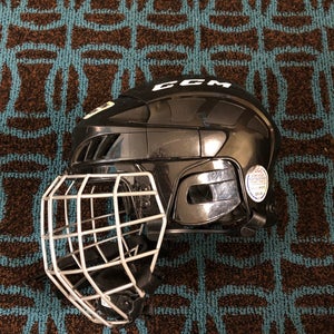 Used CCM FL40 Hockey Helmet (Size: Small)
