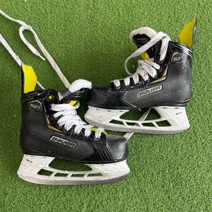 Youth Used Bauer Supreme S27 Hockey Skates D&R (Regular) 13.5