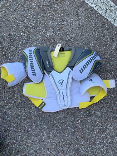 Used S/M Warrior Dynasty Shoulder Pads
