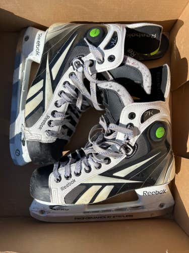 Senior Used Reebok 7K Pump Hockey Skates 7.0