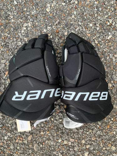 Used Bauer Vapor X20 Gloves 11"