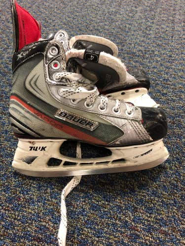Junior Used Bauer X4.0 Hockey Skates D&R (Regular) 4.0