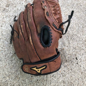 Used Mizuno Power Close Right-Hand Throw Outfield Baseball Glove (11.5")