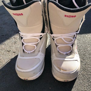 Used Women's 7.0 5150 Snowboard Boots