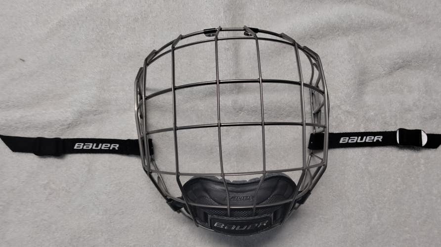 Bauer FM7500 Full Cage medium